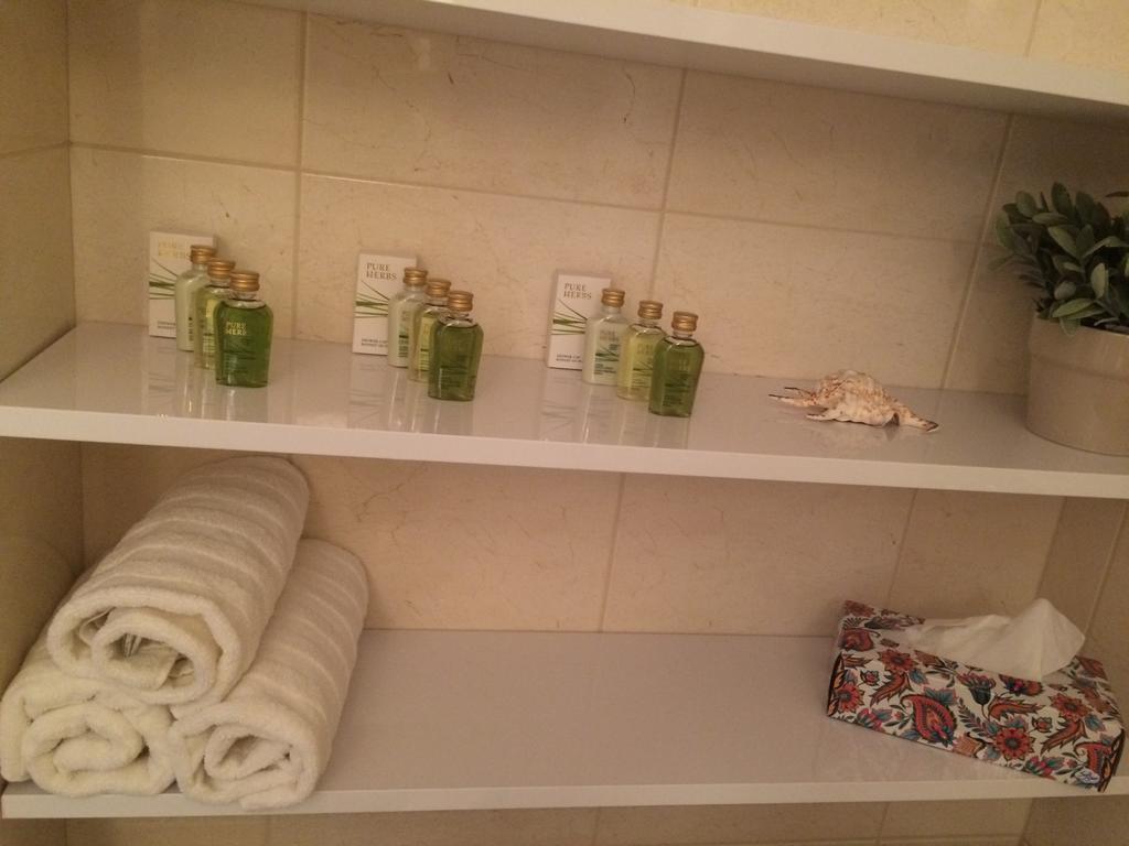 Julia'S Home Budapest Luaran gambar